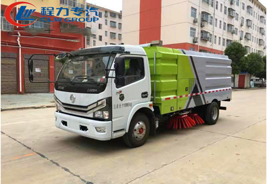 東風(fēng)多利卡掃路車(chē)