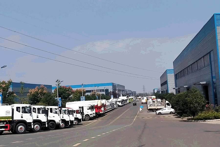 程力汽車(chē)集團(tuán)廠(chǎng)區(qū)主干道